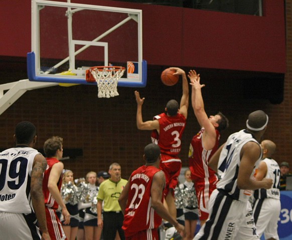 UBC Tigers281109   020.jpg